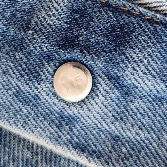 y2k Vintage white blue tag 90s Levi's denim jacket L, made in the USA - Picture 8 of 10